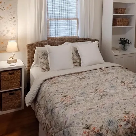 Mossy Oak Cottage